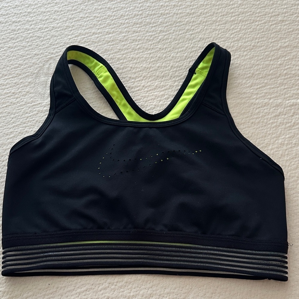 Nike Women's Black and Neon Green Sports Bra